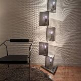 2 lampadaires totem post-moderne 80s
