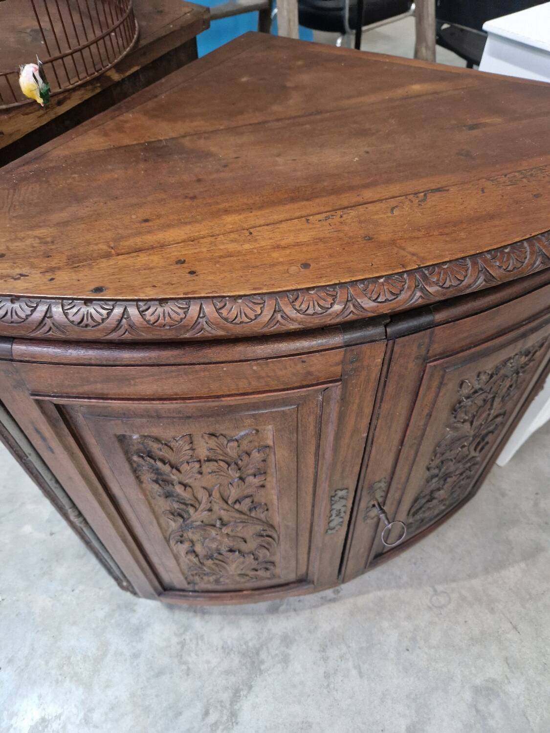 2 Louis XVI style corner cabinets