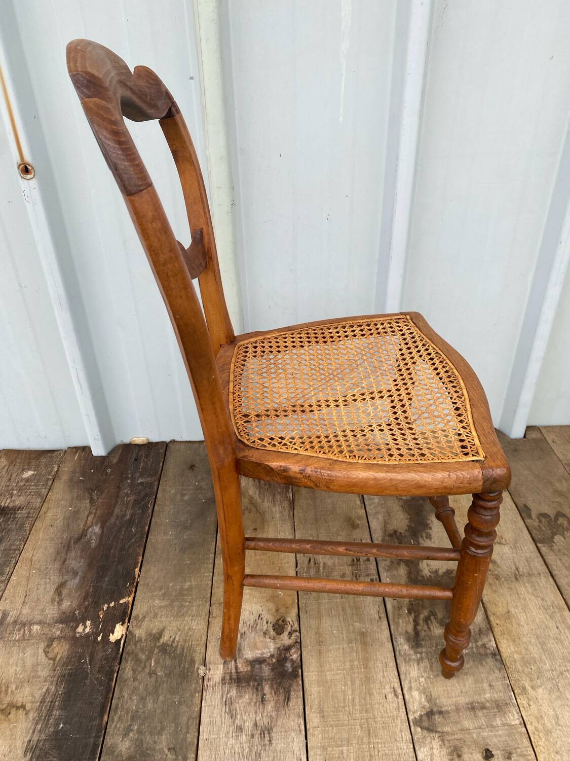 Chaise ancienne Louis Philippe bois + assise cannée vintage