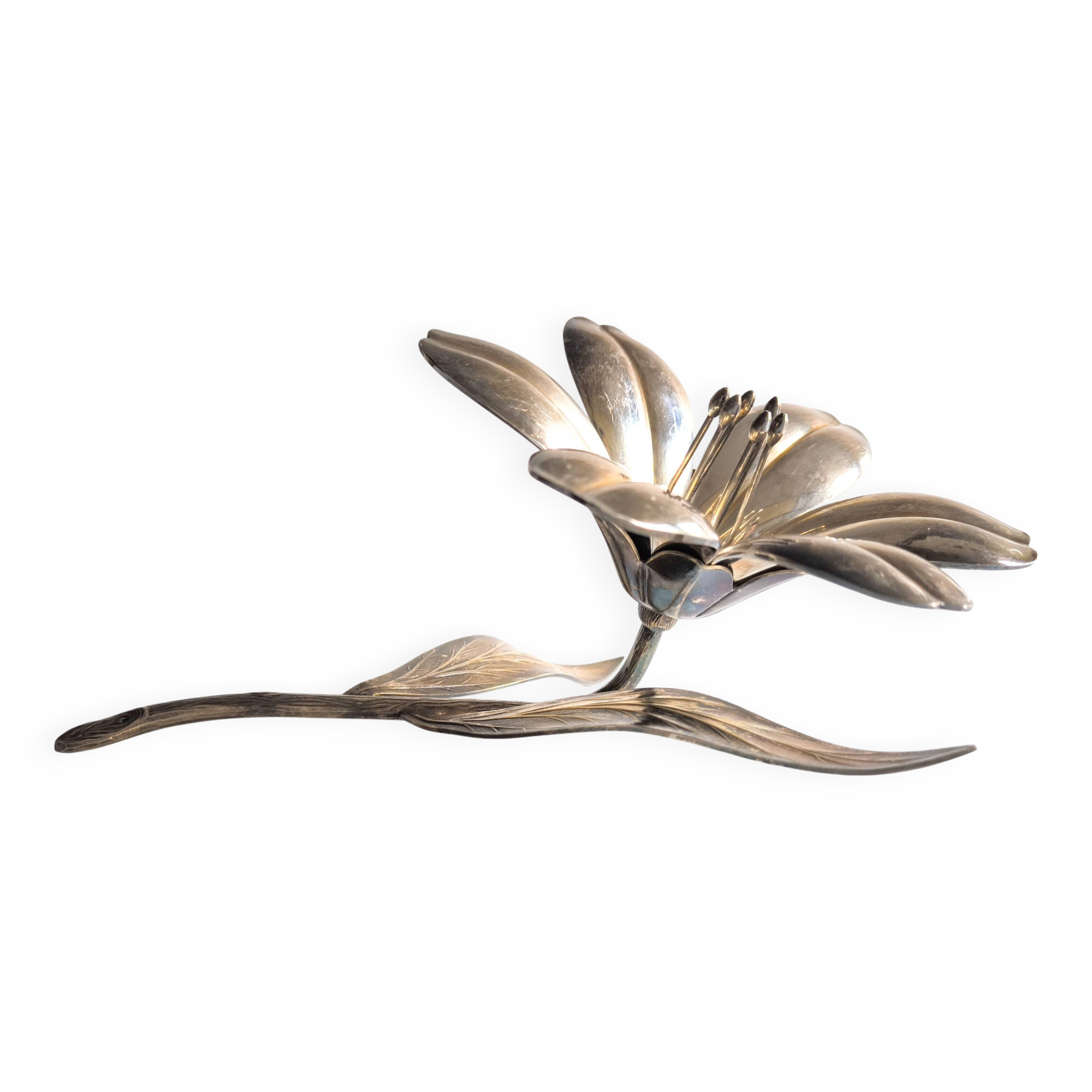 Cendrier en métal en forme de fleur Plame 1960