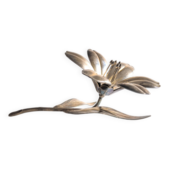 Cendrier en métal en forme de fleur Plame 1960