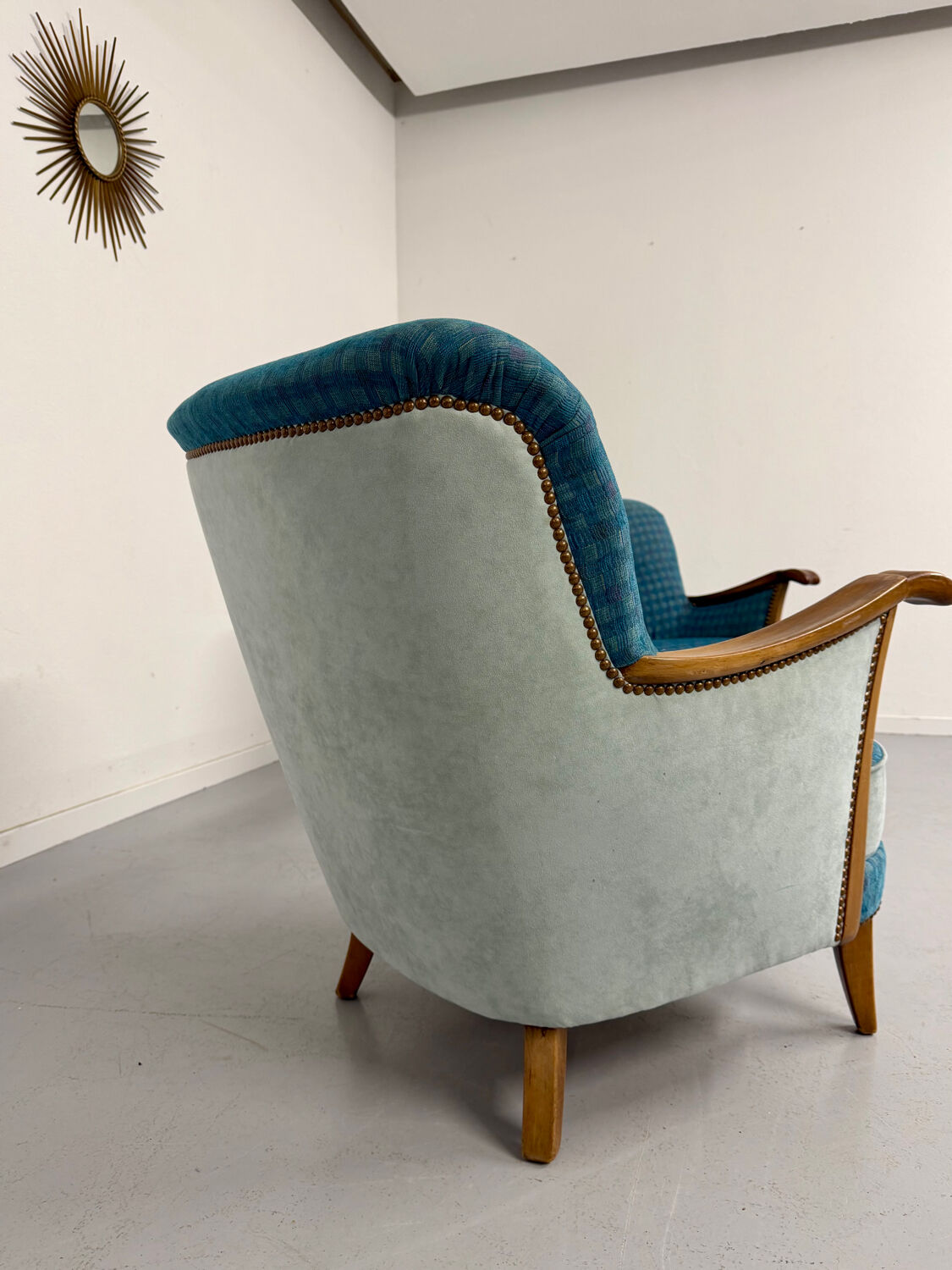 Lot of 2 sculptural Danish design armchairs from the 1940s, vintage.