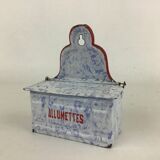 Boxe matches in sheet metal emaillee