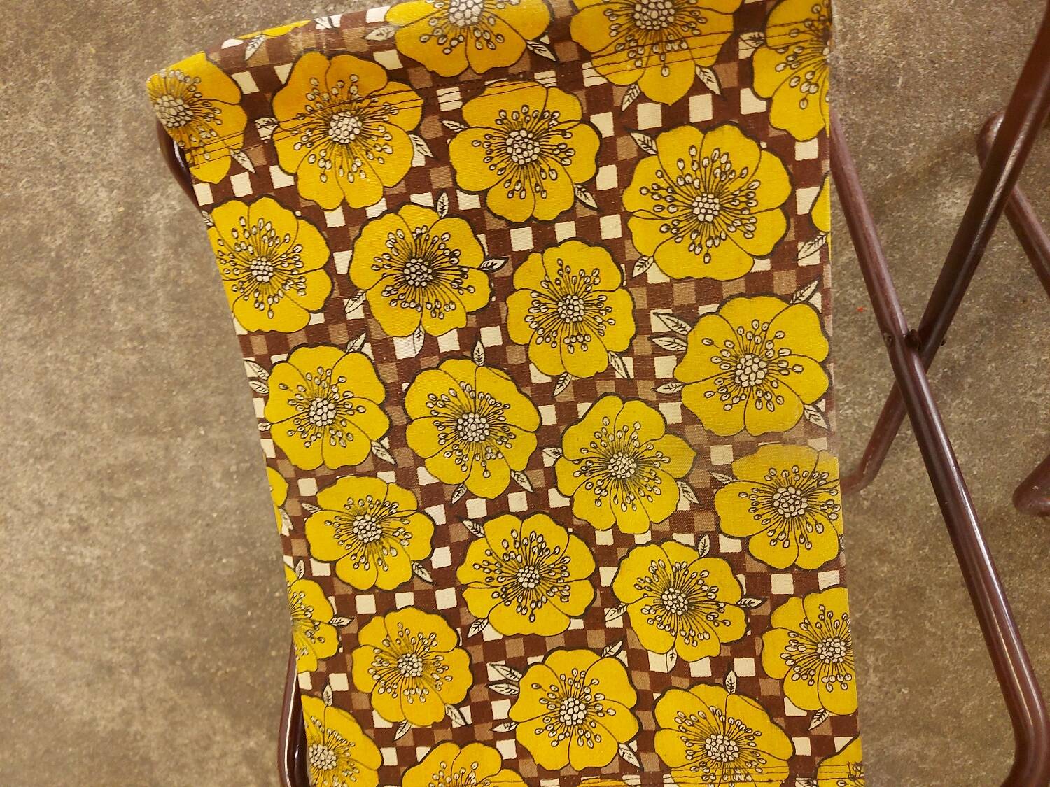 2 vintage folding camping chairs