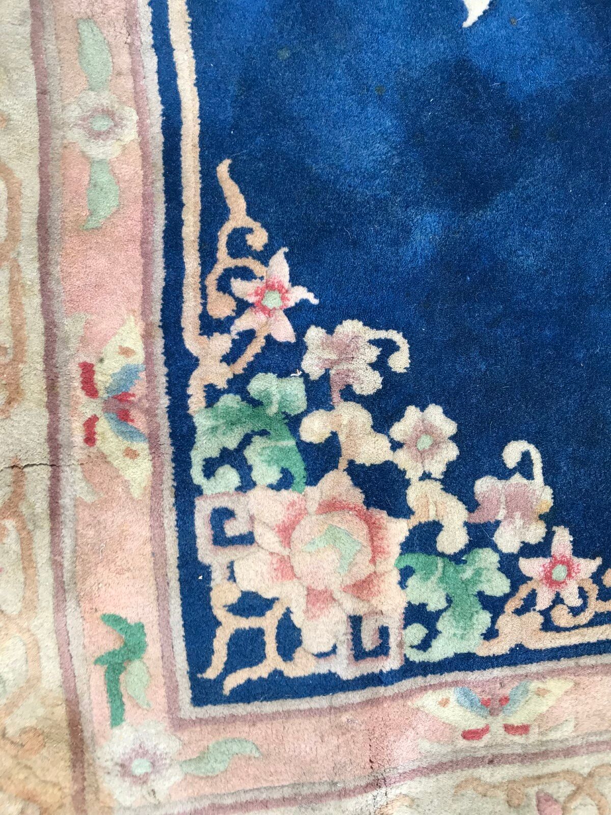 Chinese carpet  vintage 140 x 200 cm