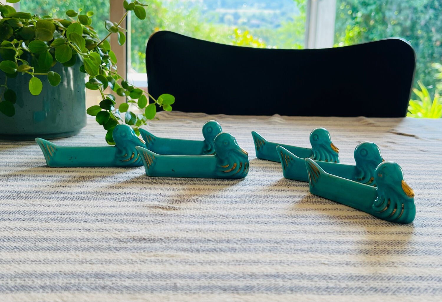 Duck knife holder series