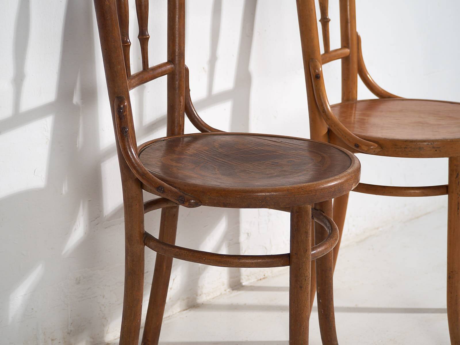 Antique Thonet bentwood chairs (circa 1920). Set of 4 pieces #14