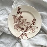 Assiette à dessert en terre de fer "Trémières" faïencerie de Salins