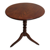 Antique tilt top round sidetable