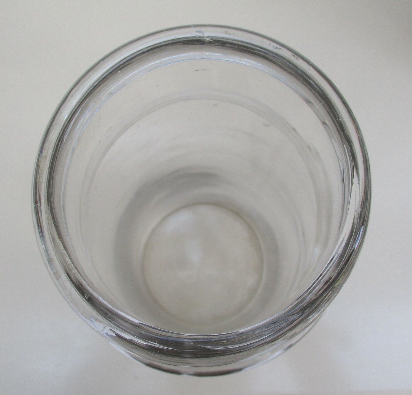 Bocal ancien en verre