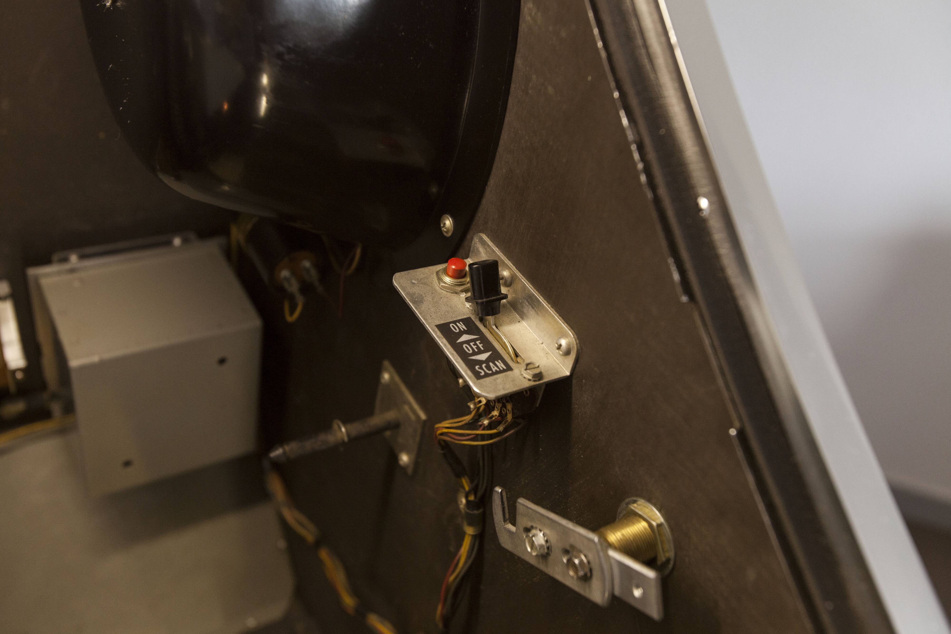 Jukebox Rowe friend from 1963 model "Jal" capa 100 vinyls pop, rock, metal compilation from 1950 to 1990