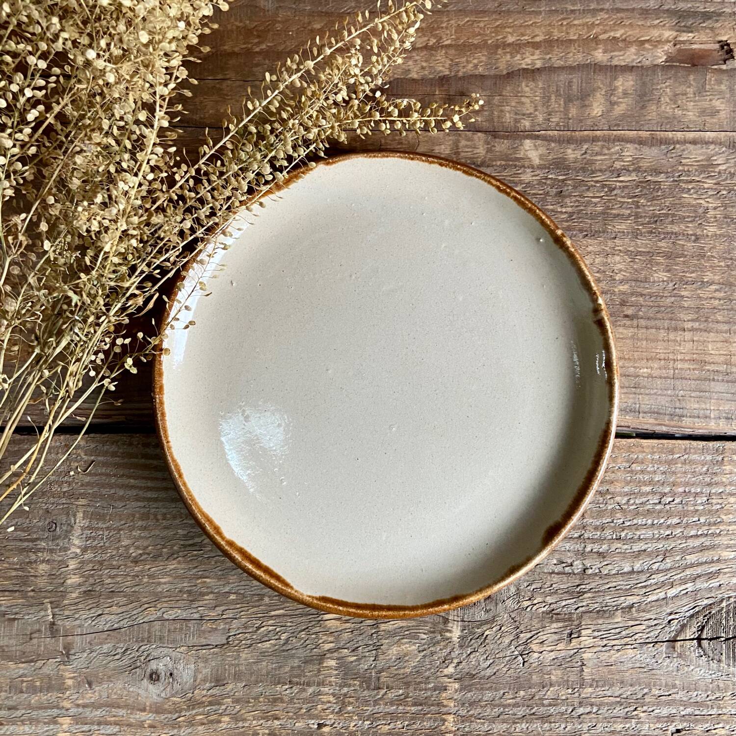 6 stoneware dessert plates