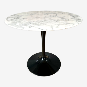 Table ronde Knoll Saarinen