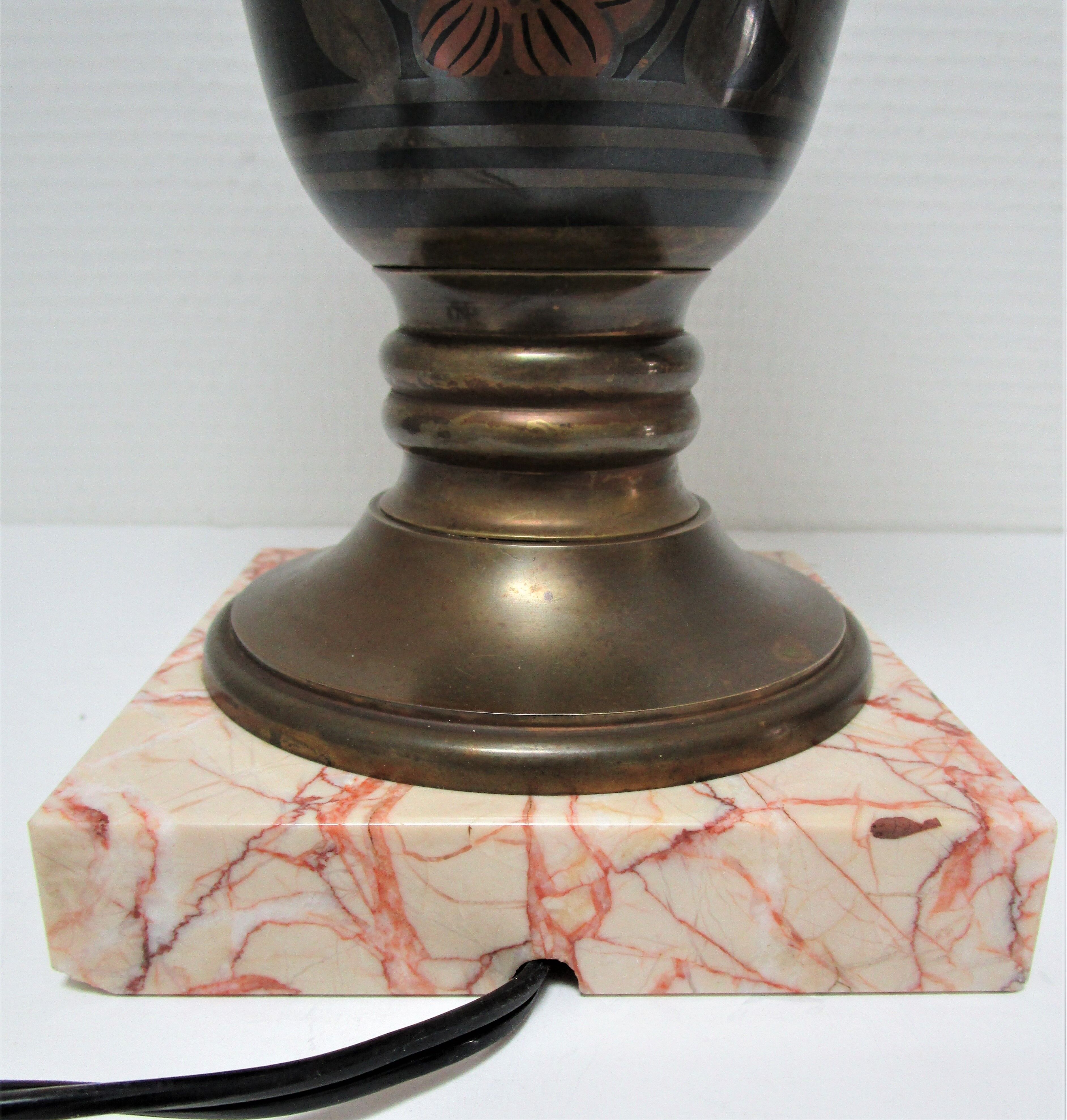 Lampe vasque art déco métal et marbre signée a.ducobu décor fleurs oiseau