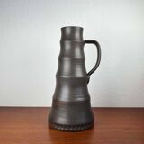 Footed vase in studio pottery from German mid-century by Petra Töpferei, 1960s.