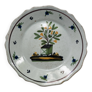Assiette ancienne en