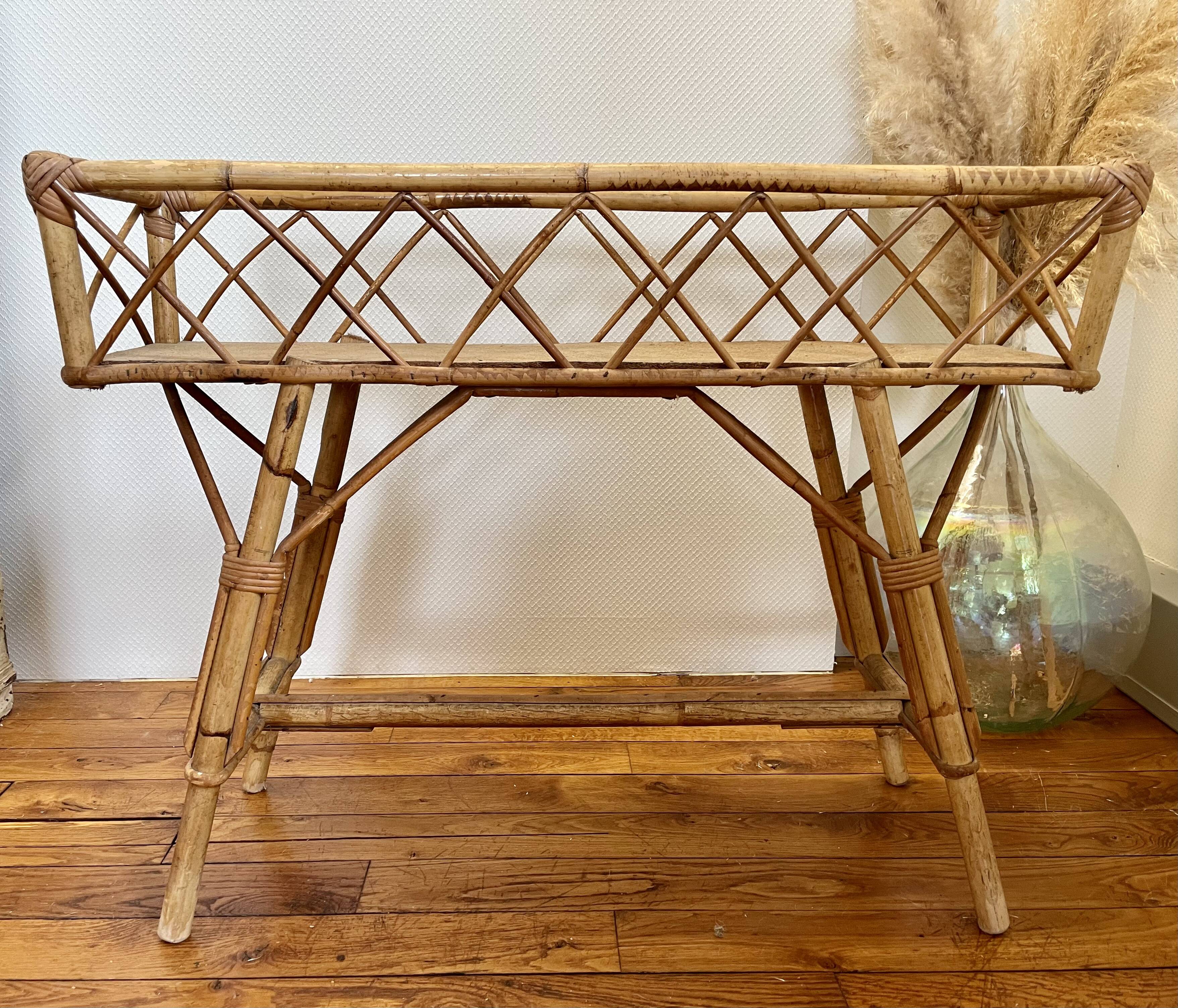 Vintage rattan planter