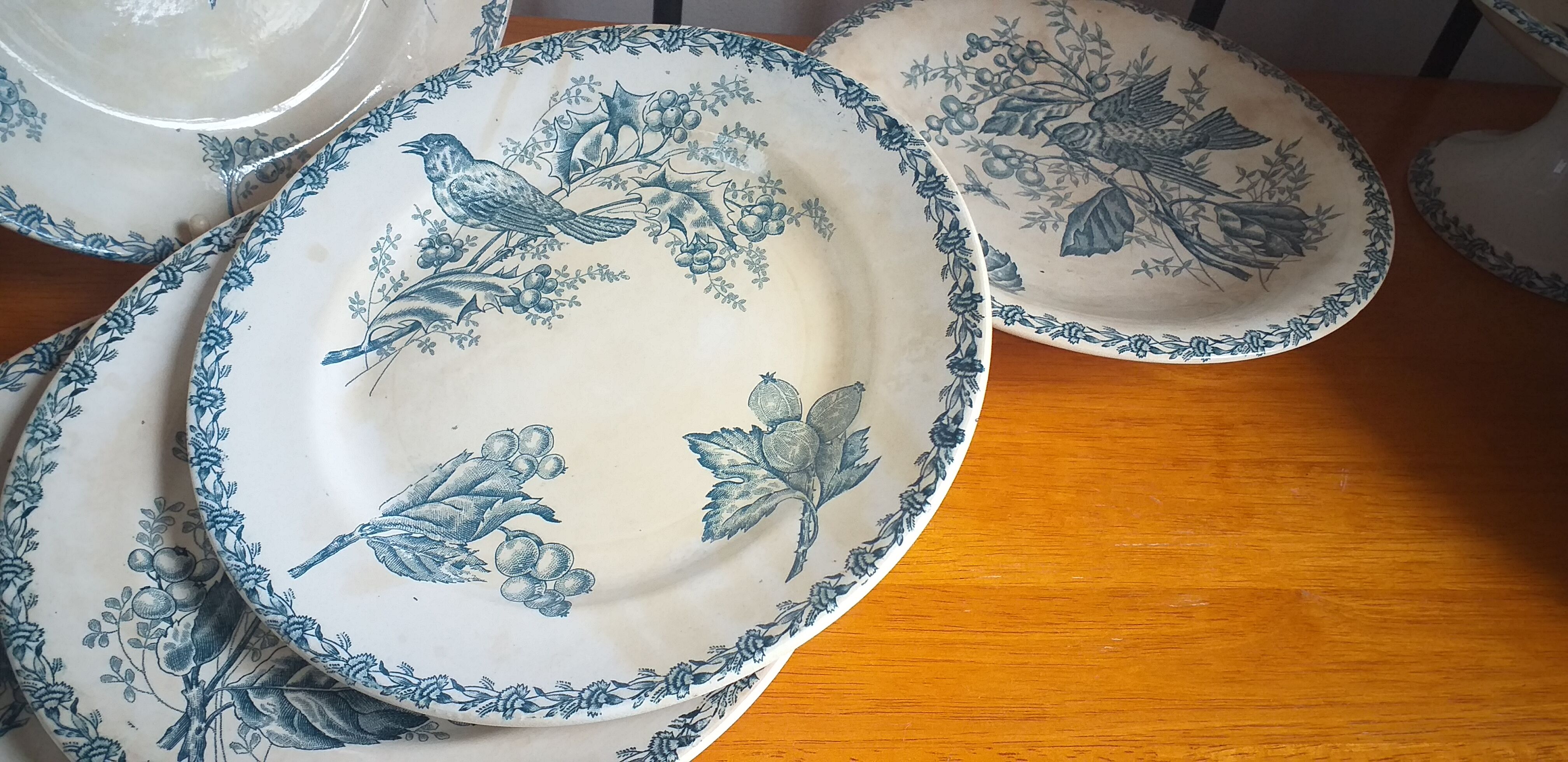 Nimy porcelain tableware set