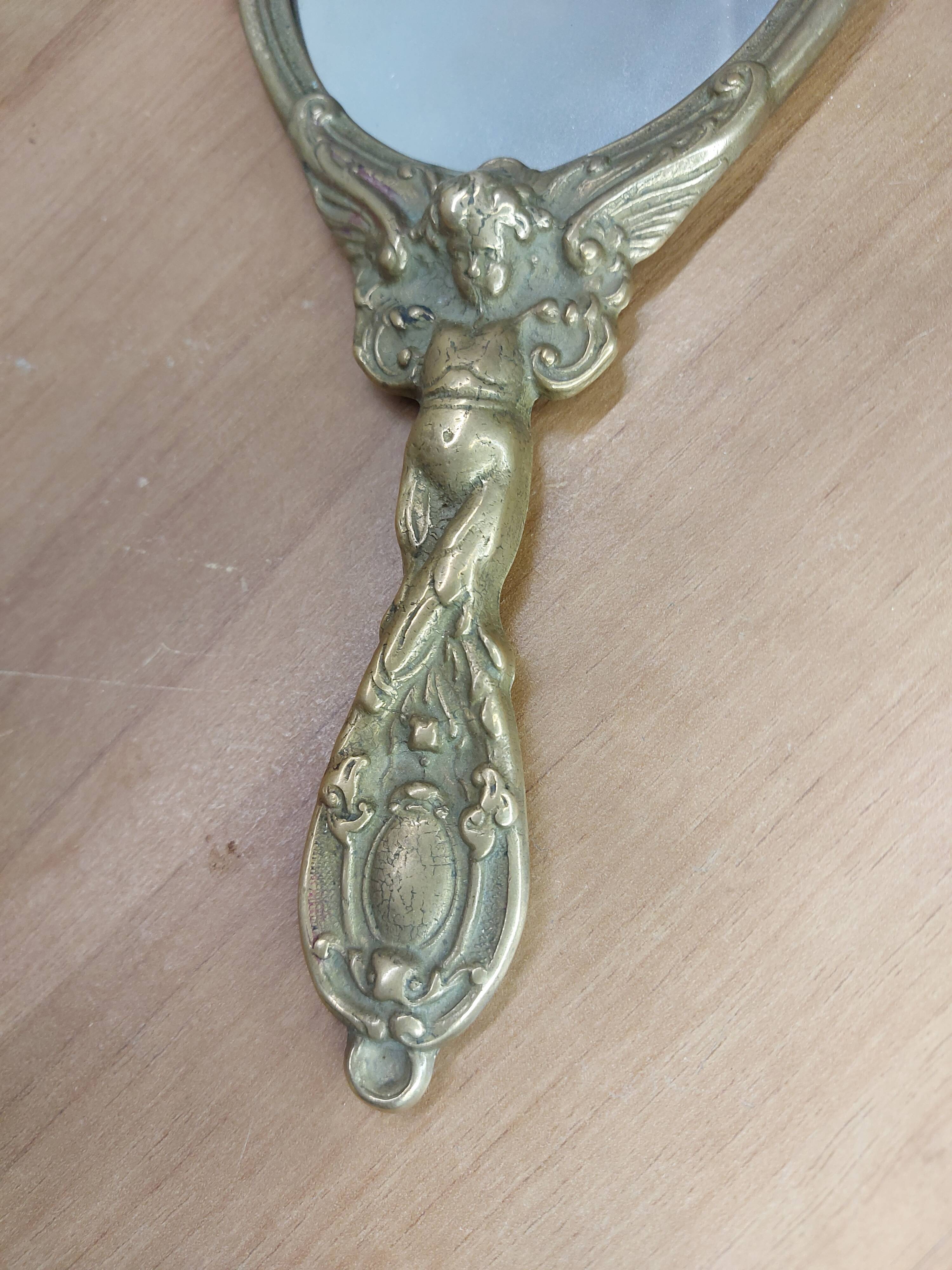 Miroir à main