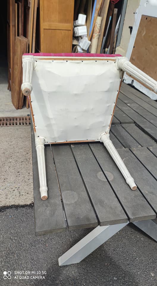 Set of 6 Louis XVI style chairs in matte white lacquer