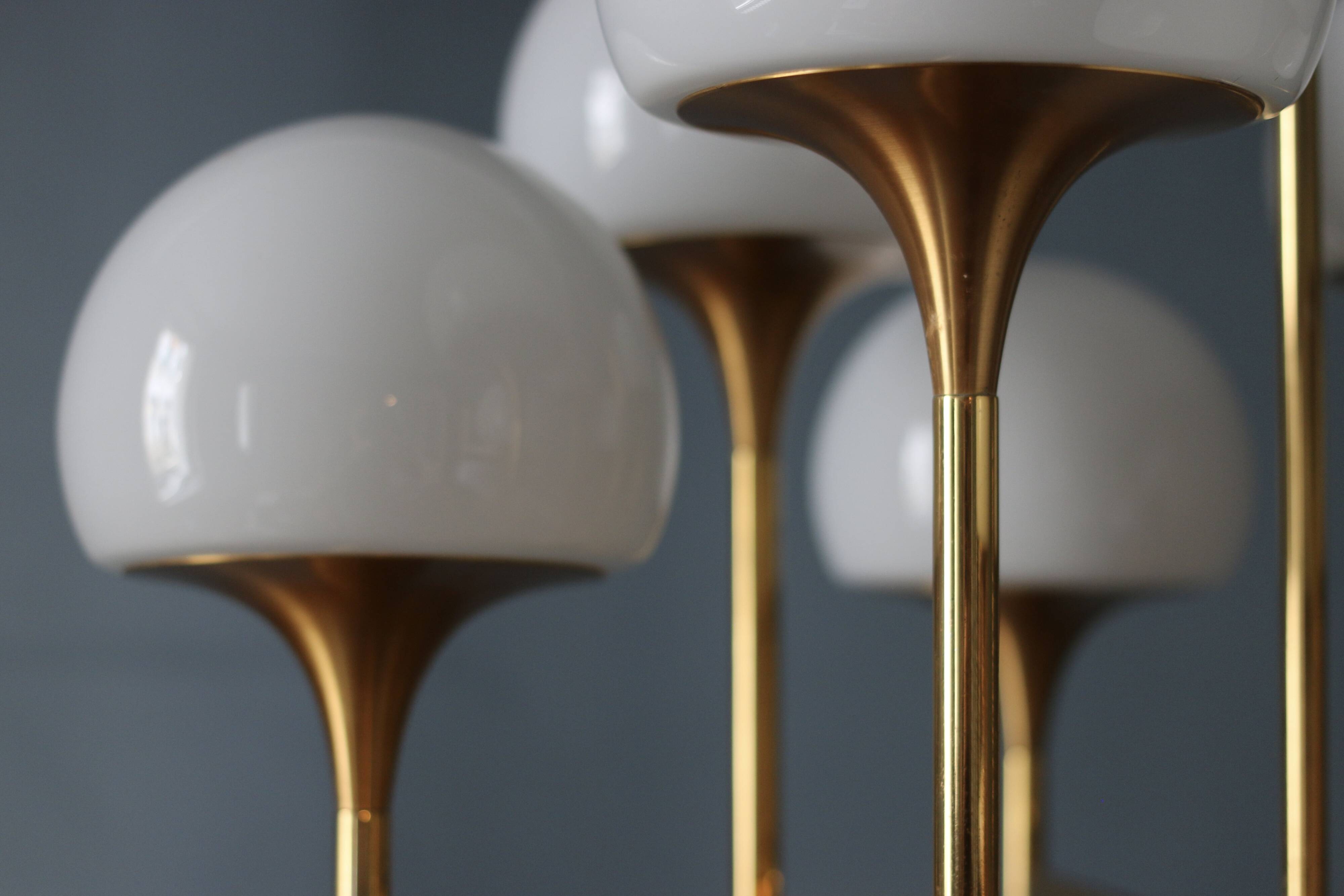 Vintage designer pendant light Gaetano Sciolari 1970