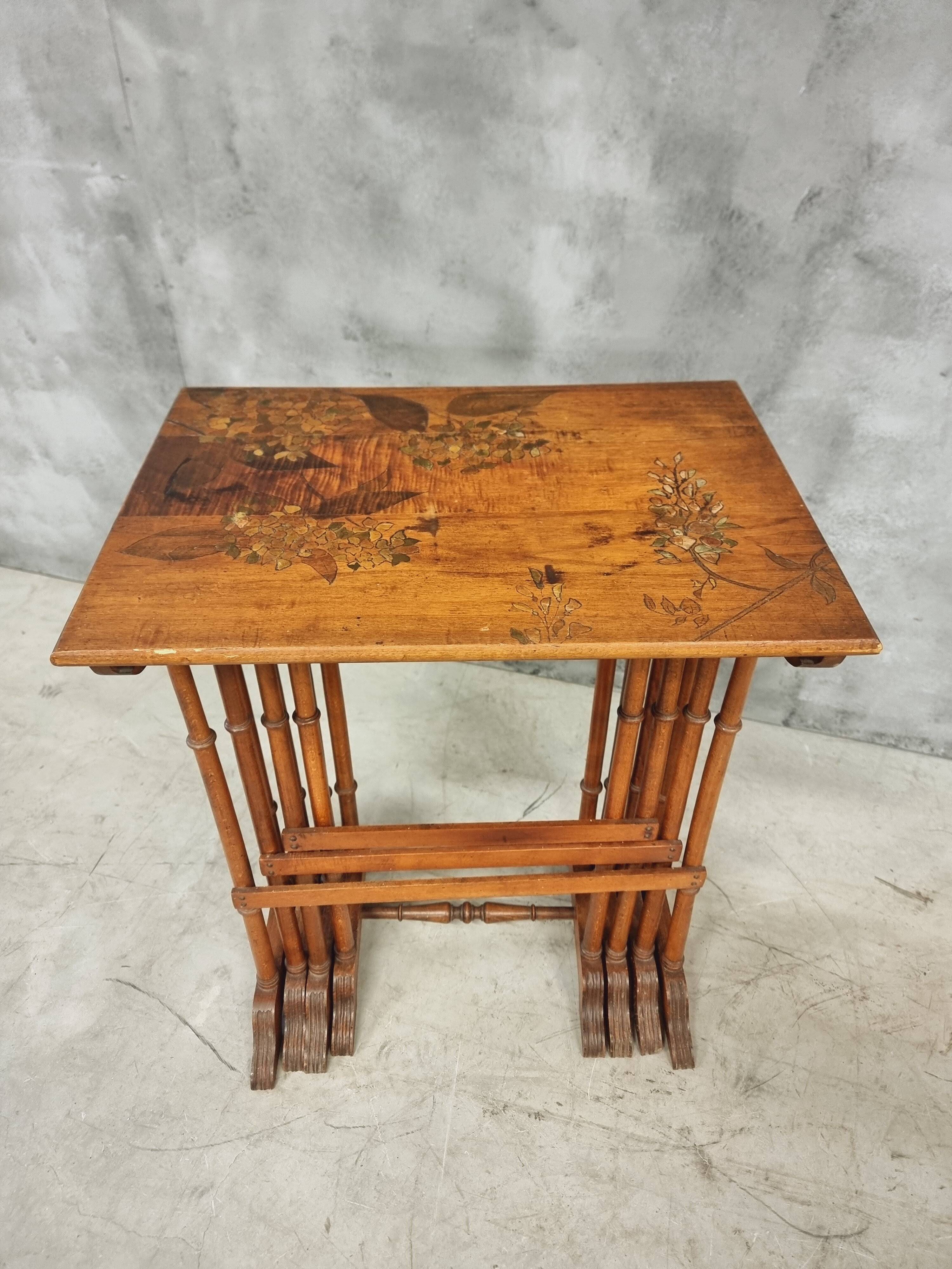 Set of 4 nesting tables Art Nouveau 1930s