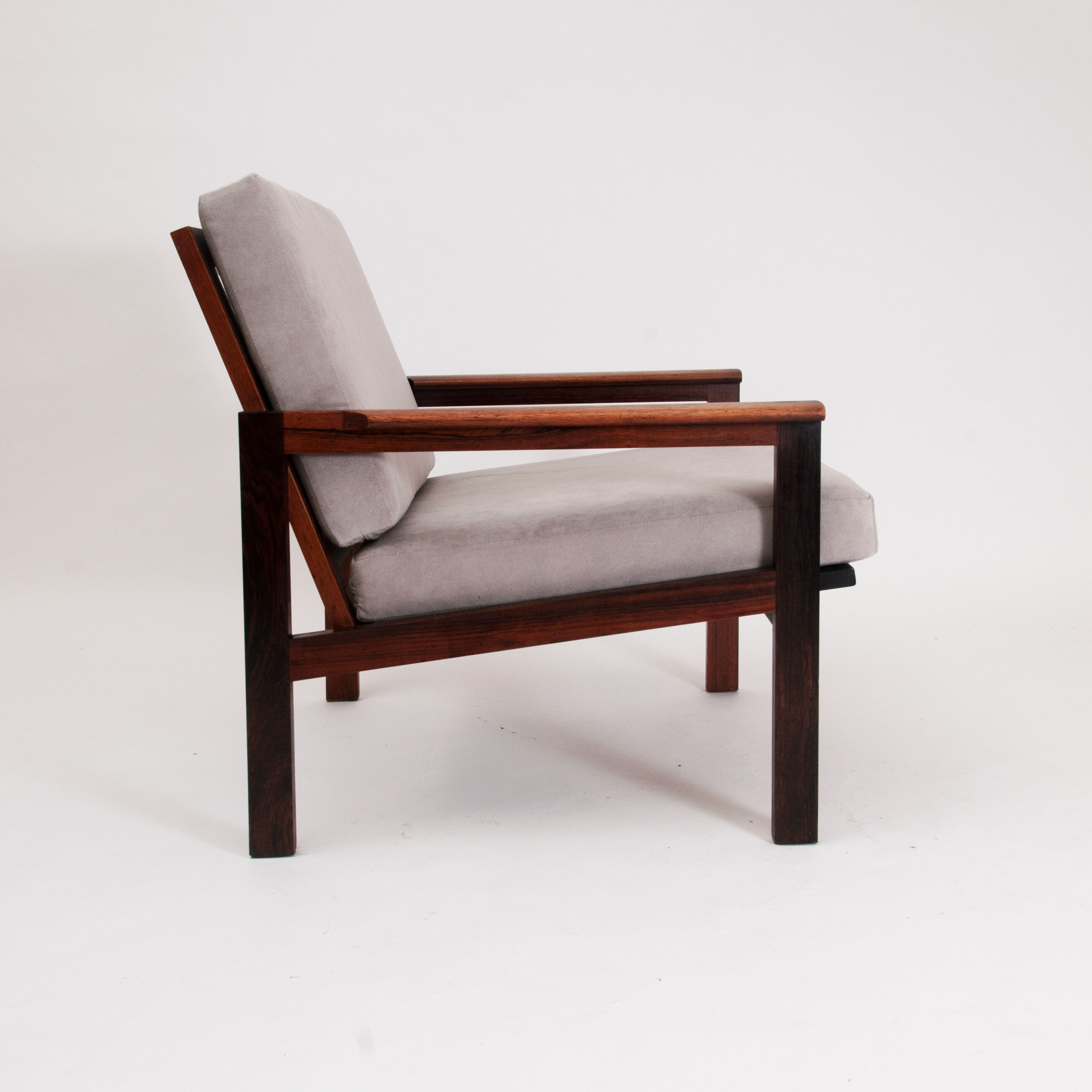 ‘Capella’ armchair by Illum Wikkelsø