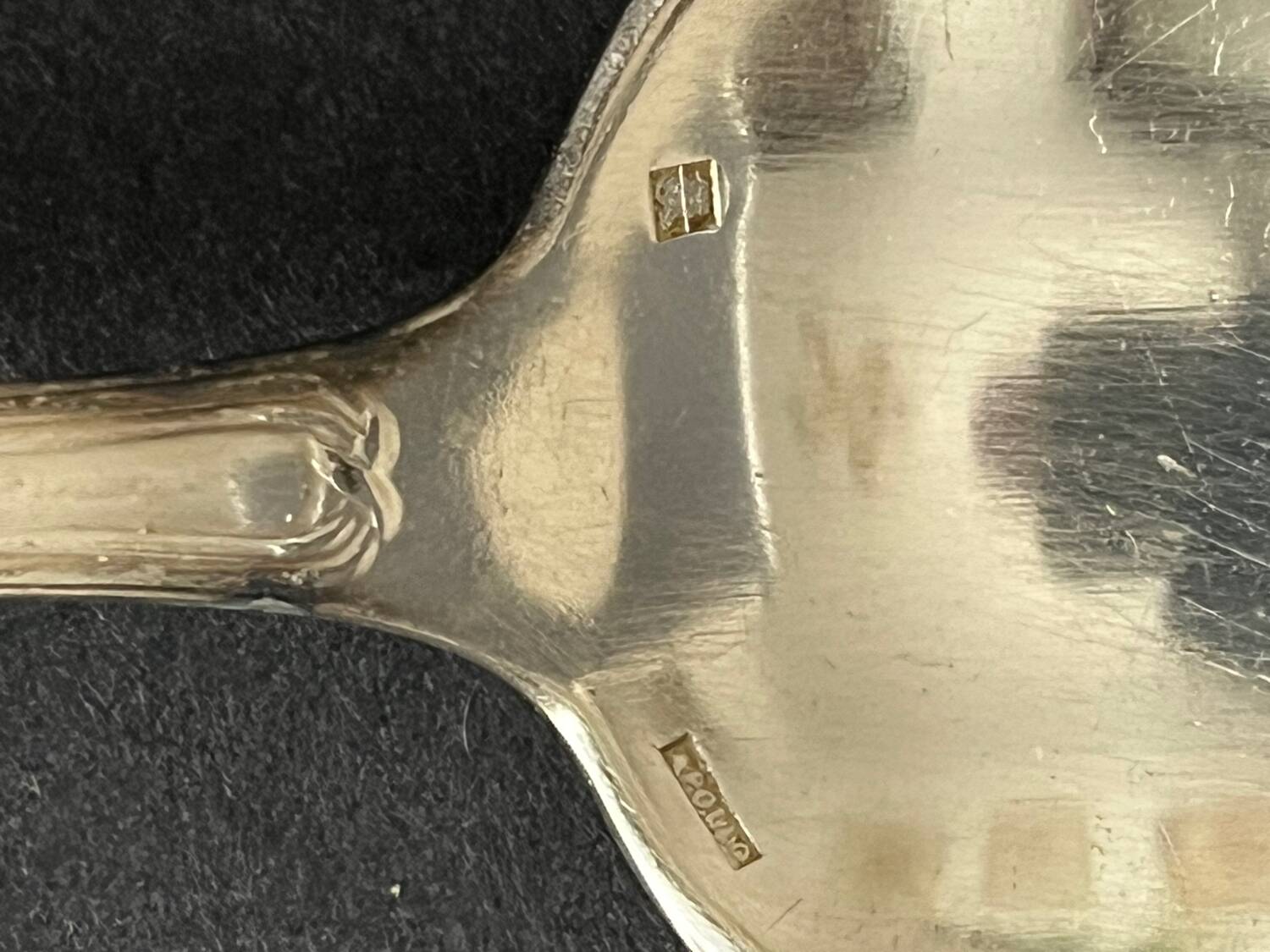 12 Apollo silver-plated cutlery pieces