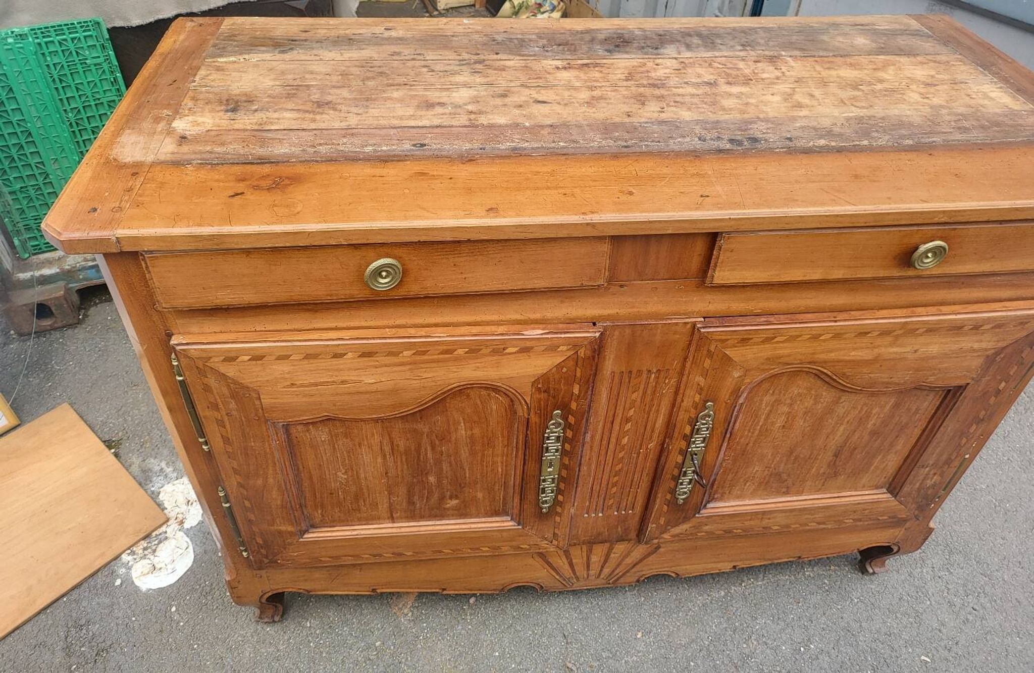 Antique solid wood buffet – marquetry and curved legs – 19th century