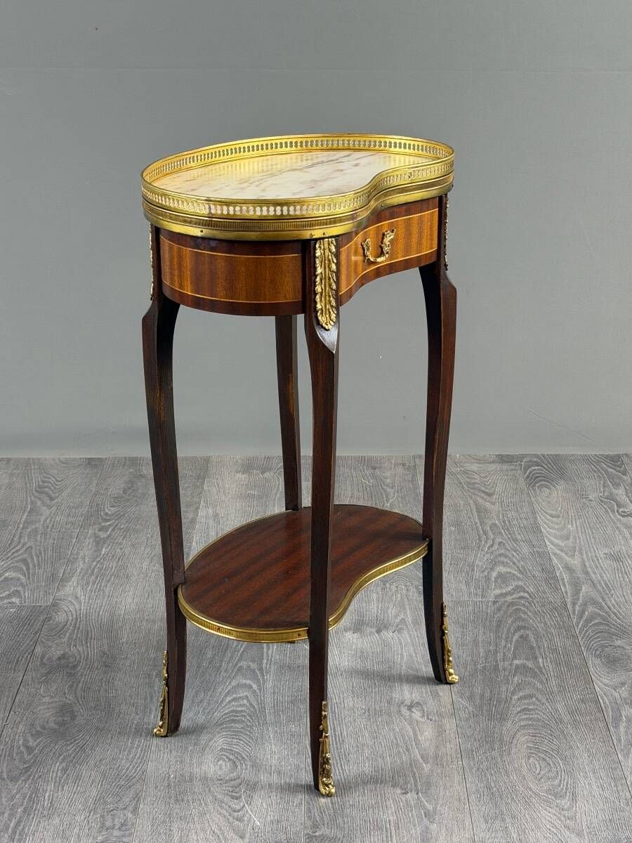 Louis XVI style gueridon in mahogany and gilded bronze, 20th century