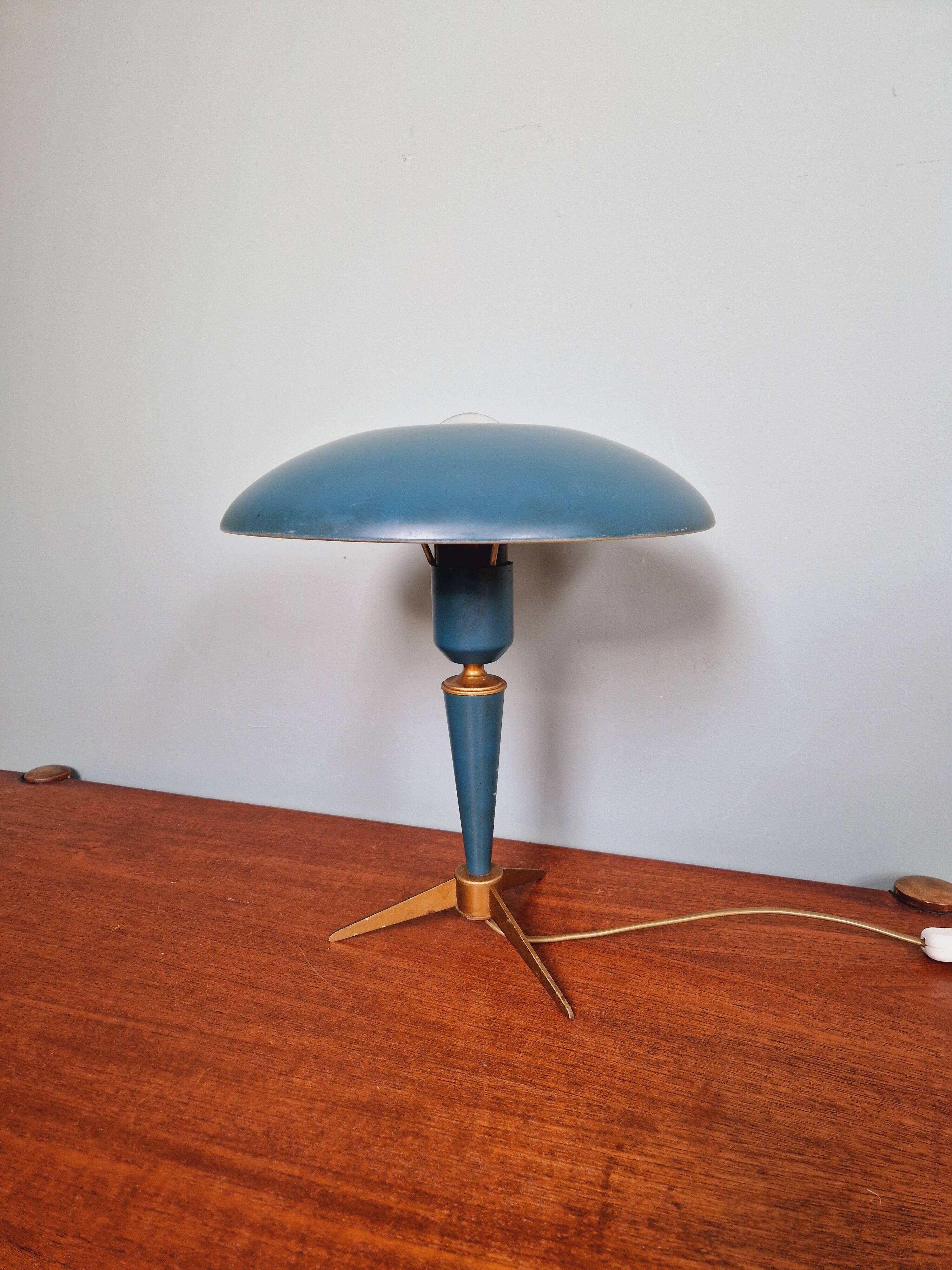 Philips tripod lamp, Bijou model, Louis Kalff design