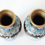 Paire de petits vases en émail cloisonnés Chinois vintage