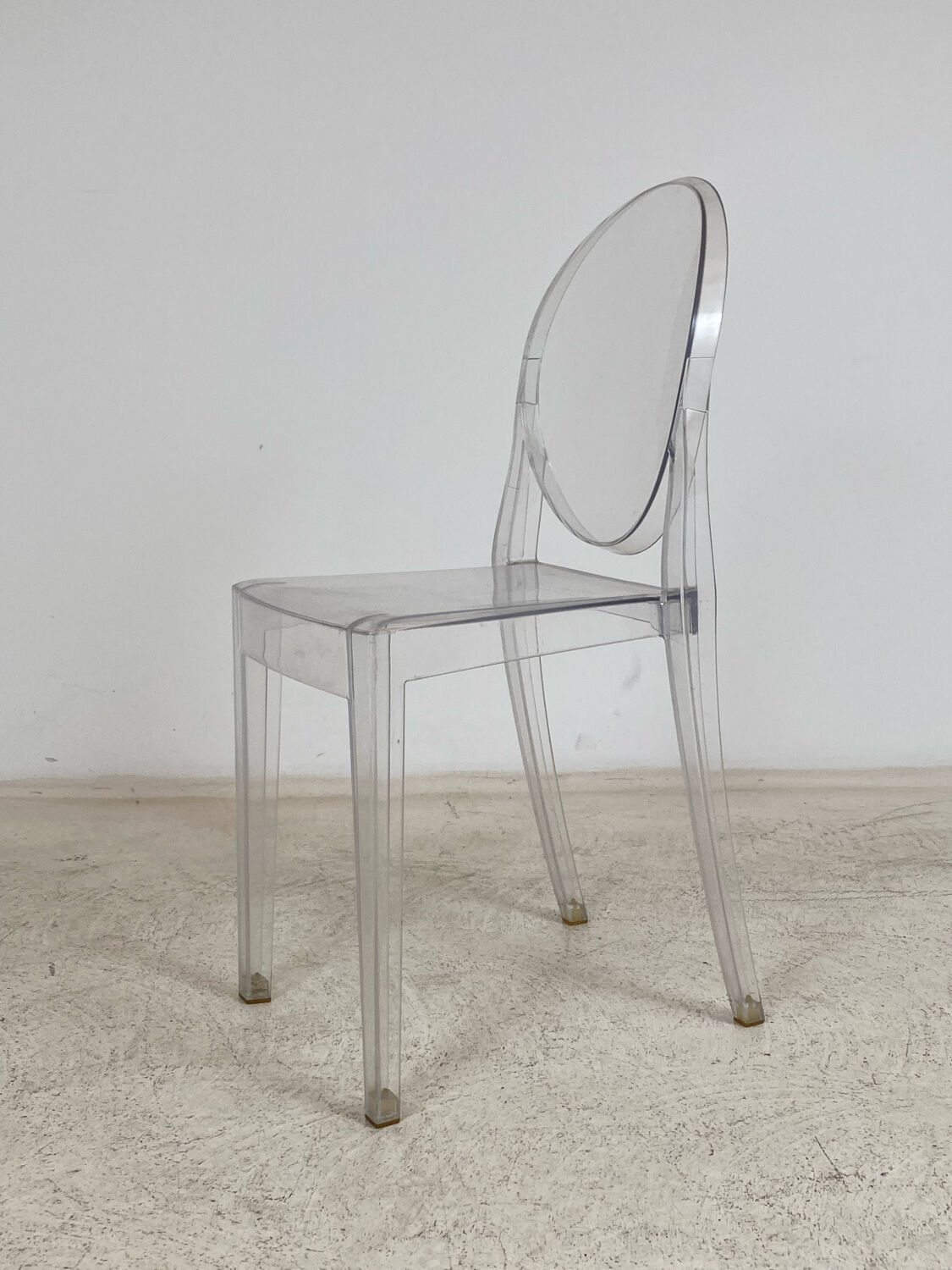 Pair of Victoria Ghost chairs by Philippe Starck Kartell edition