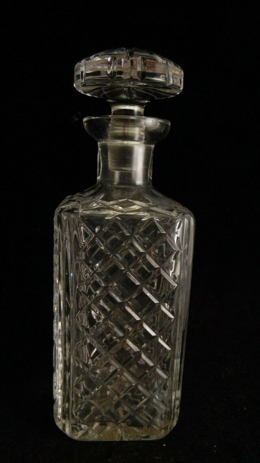 Whisky service including 1 carafe and 5 cups cut crystal mugs