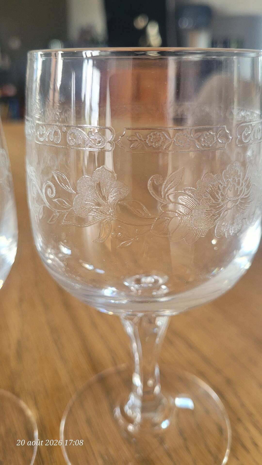 8 verres à pied en cristal d'Arques