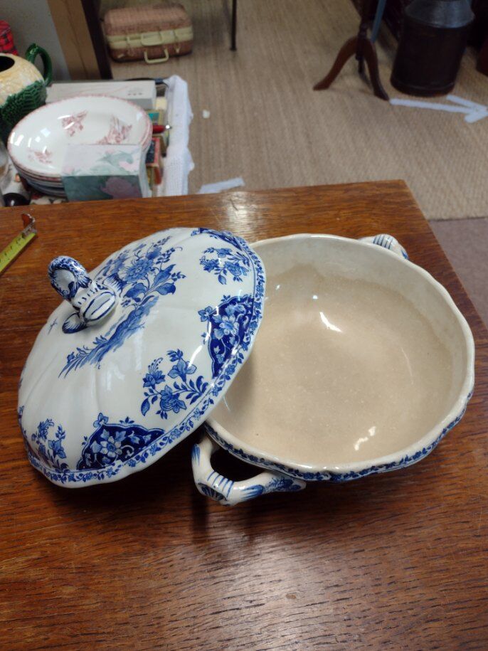 Soupiere gien model delft