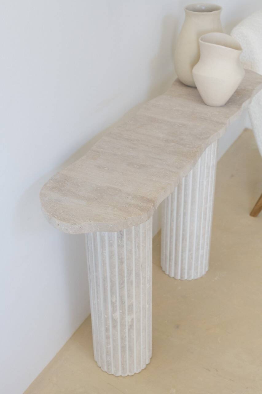 Venus irregular console 130x30 cm - Natural Travertine