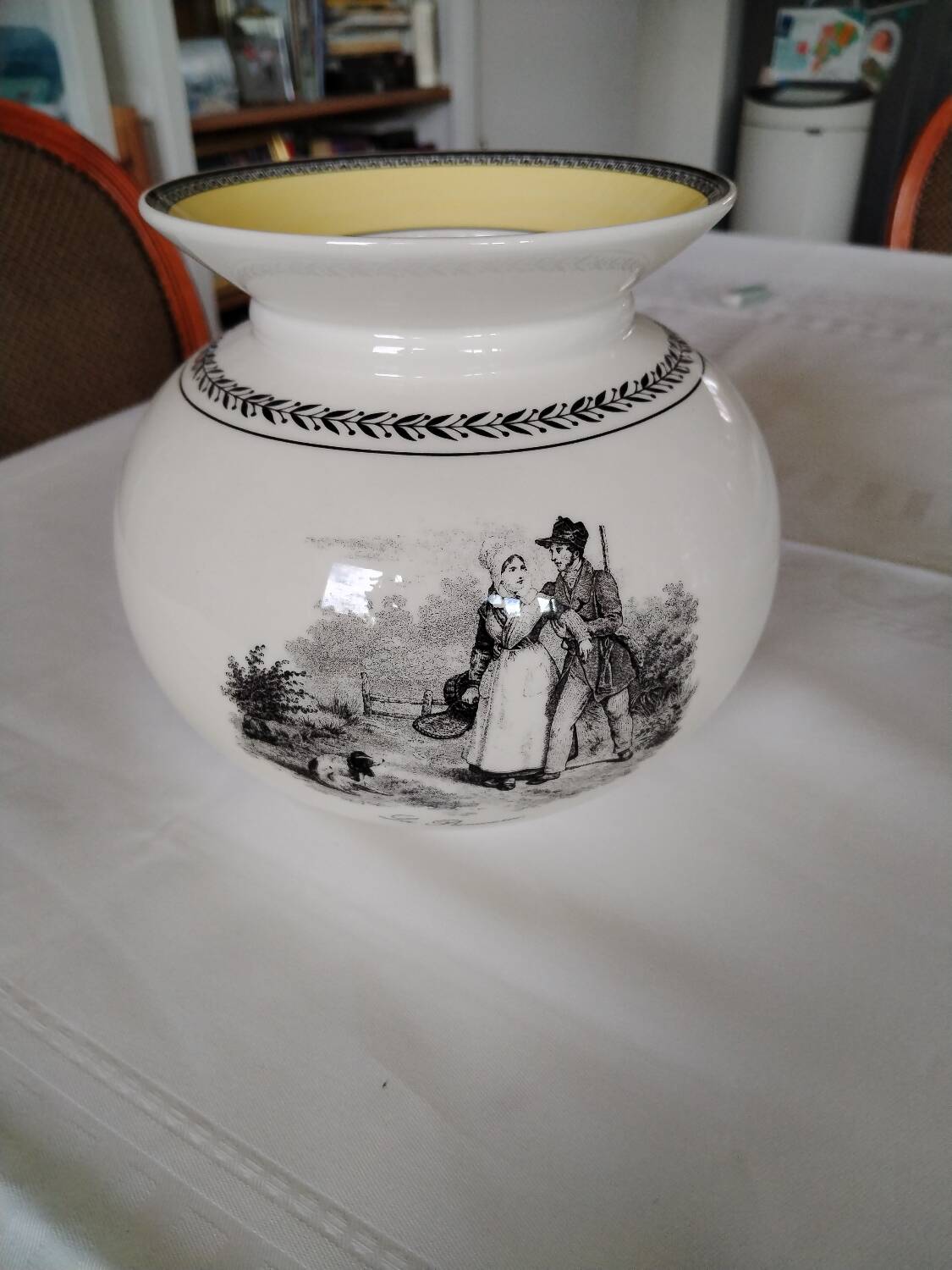 Villeroy and boch vase