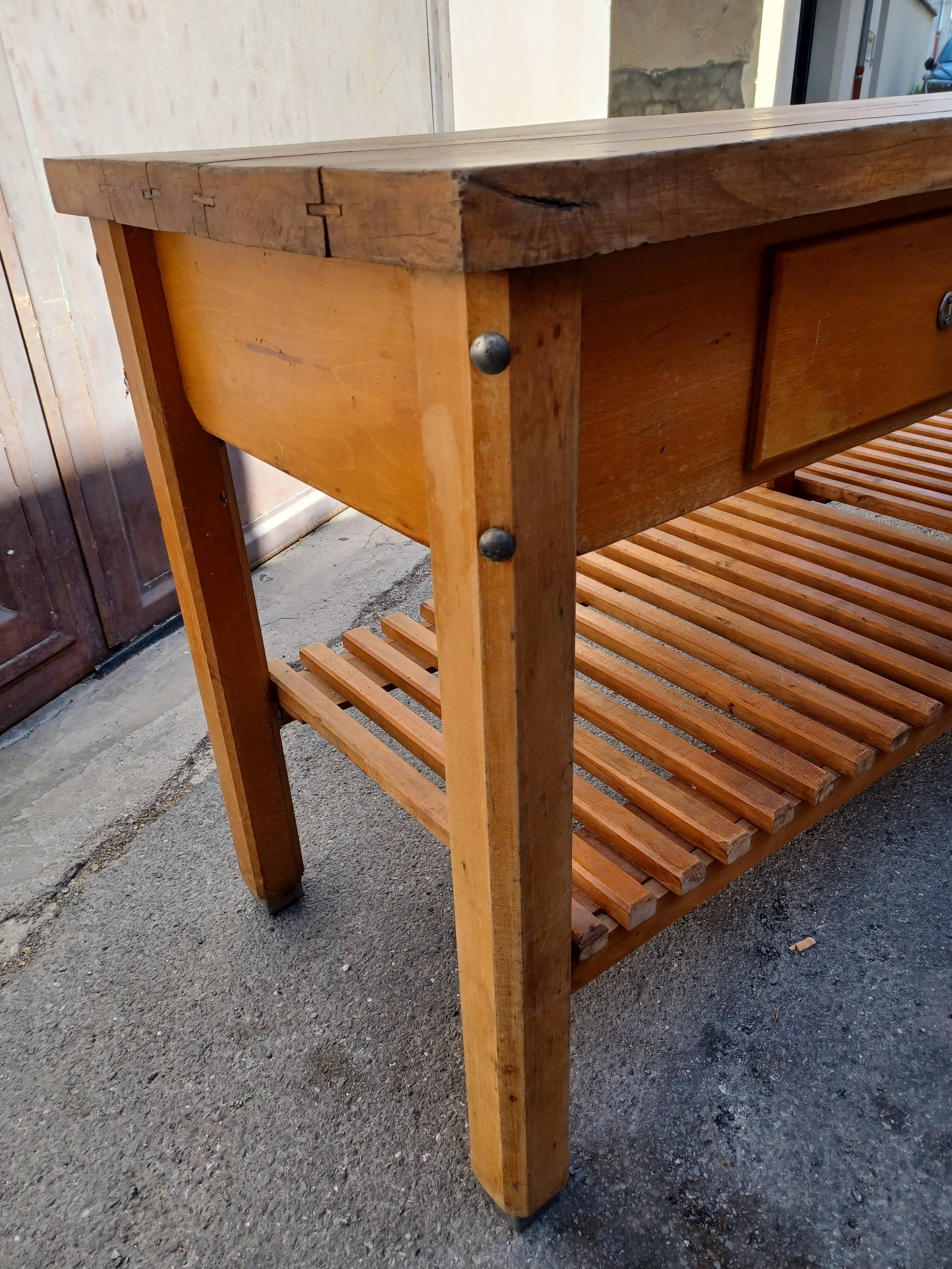 Trade furniture, 1940