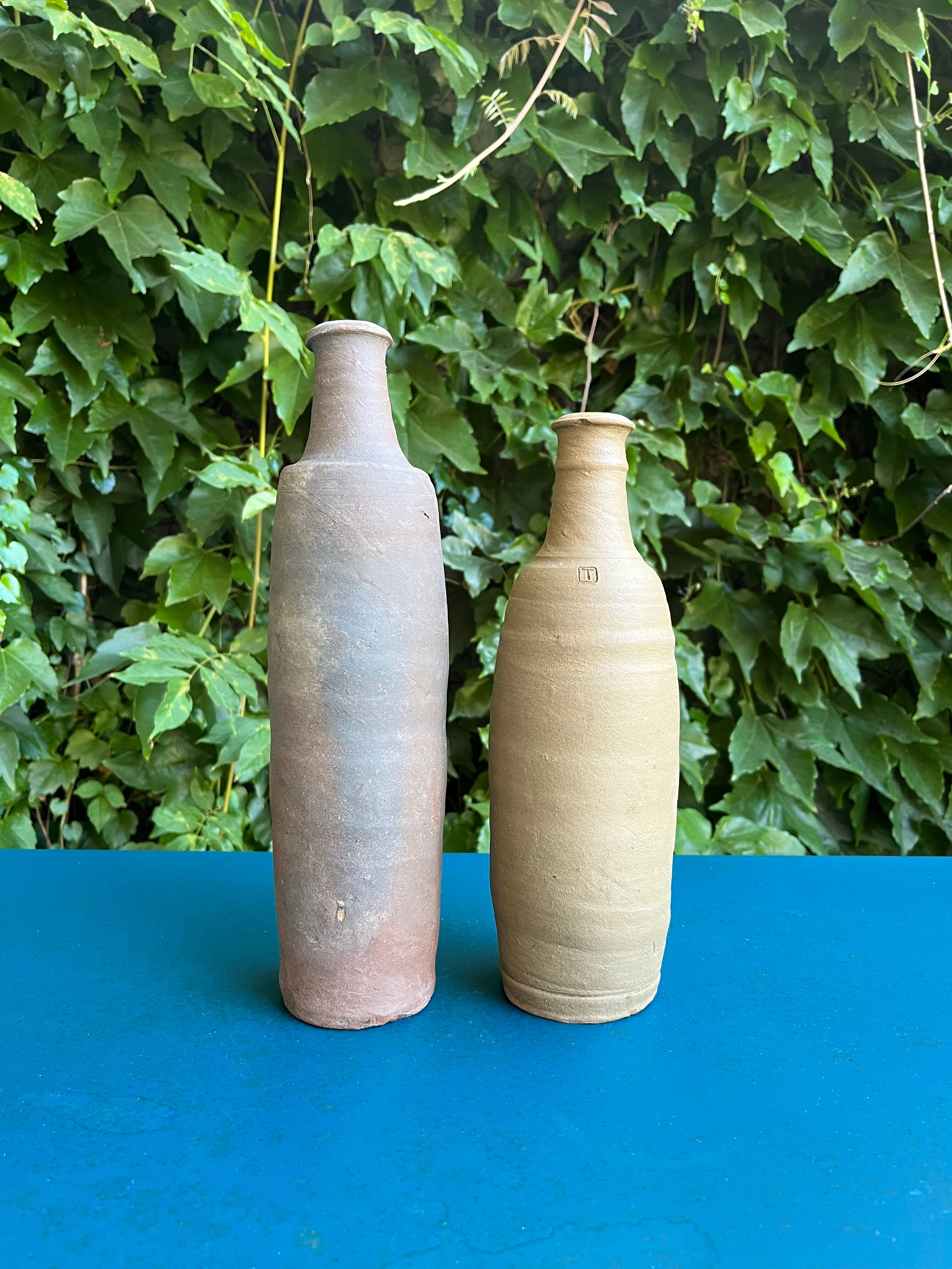 Bouteilles en céramique