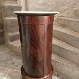 Antique French Empire Somno (bedside table) in mahogany with a marble top, circa 1805–1820.