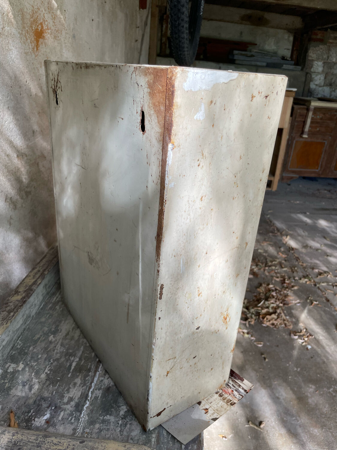 Medicine cabinet