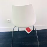 Chaise maui par Vico Magistretti édition Kartell