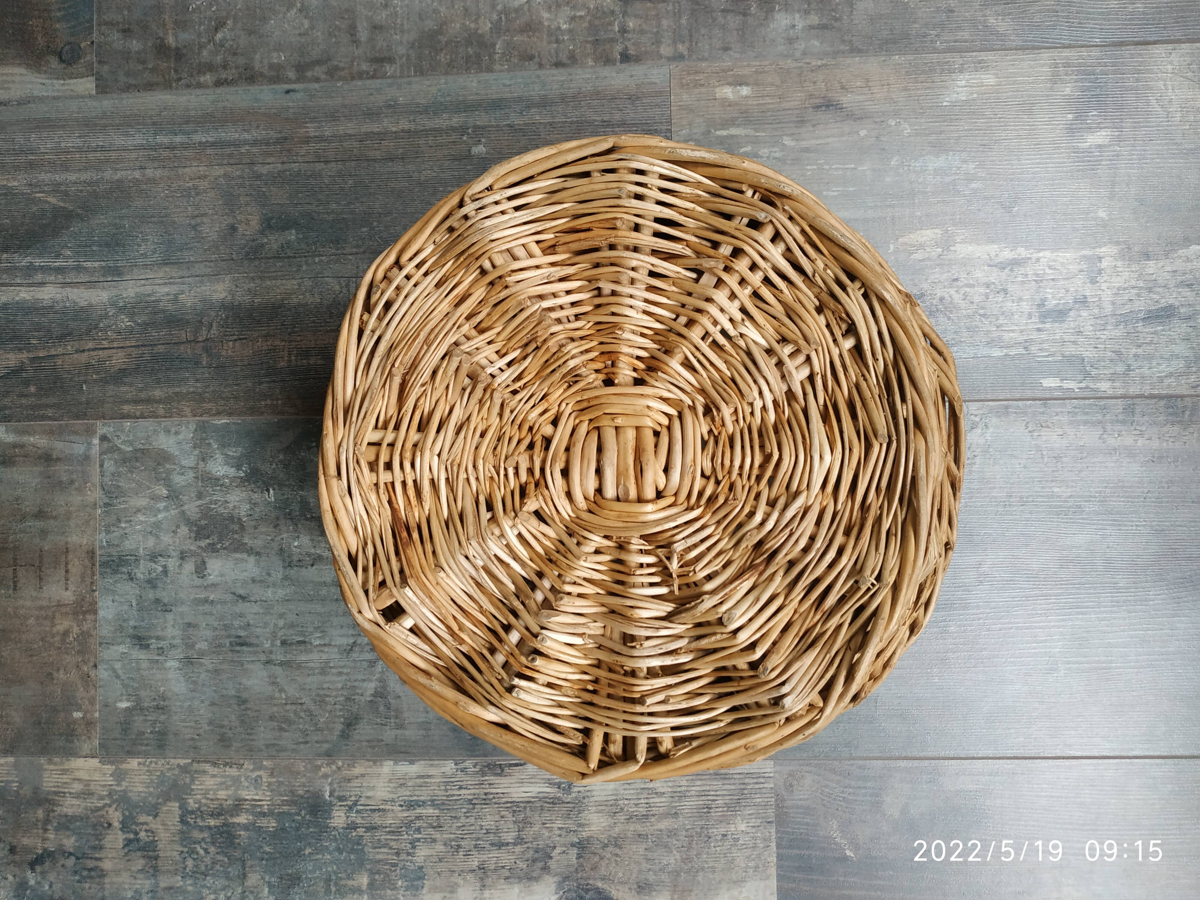Wicker basket