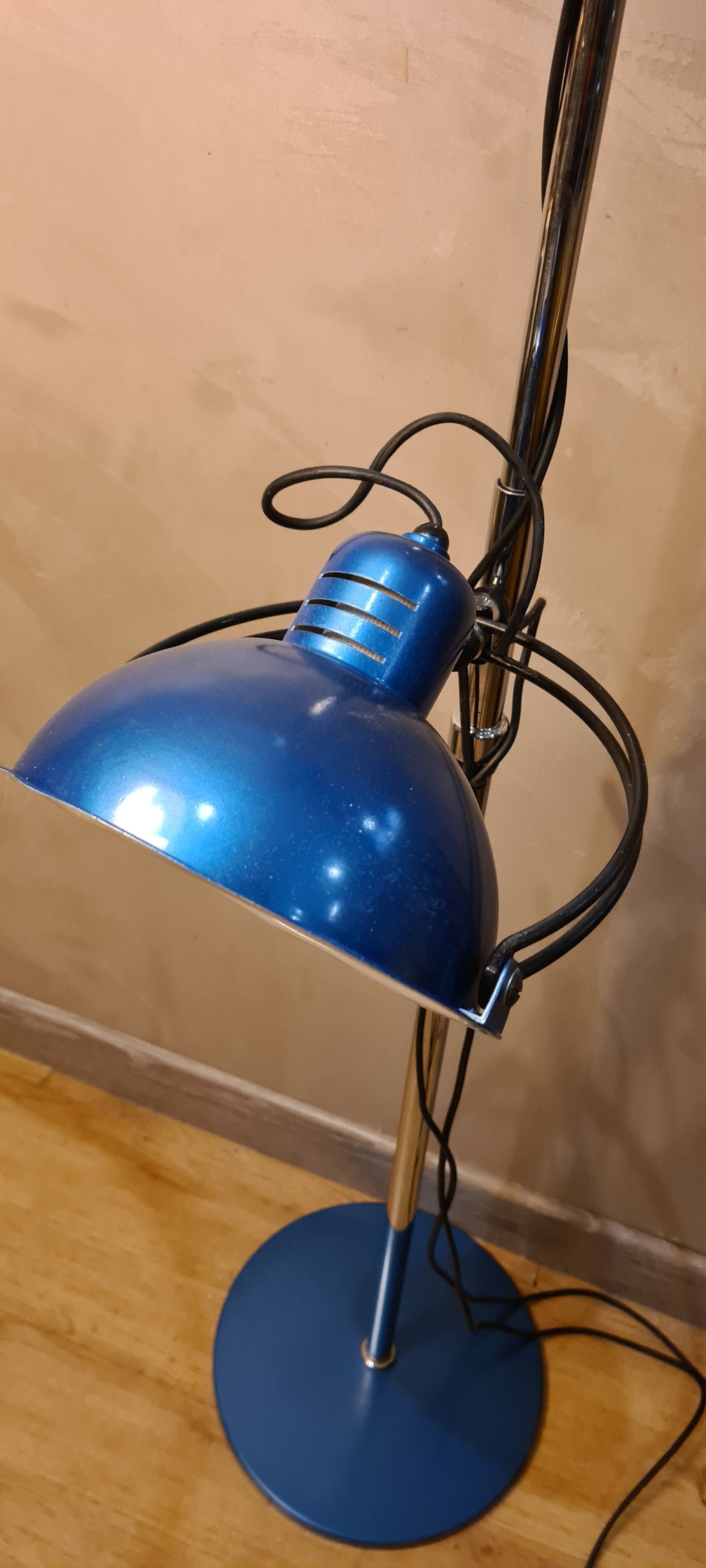 Adjustable floor lamp blue metal and chrome