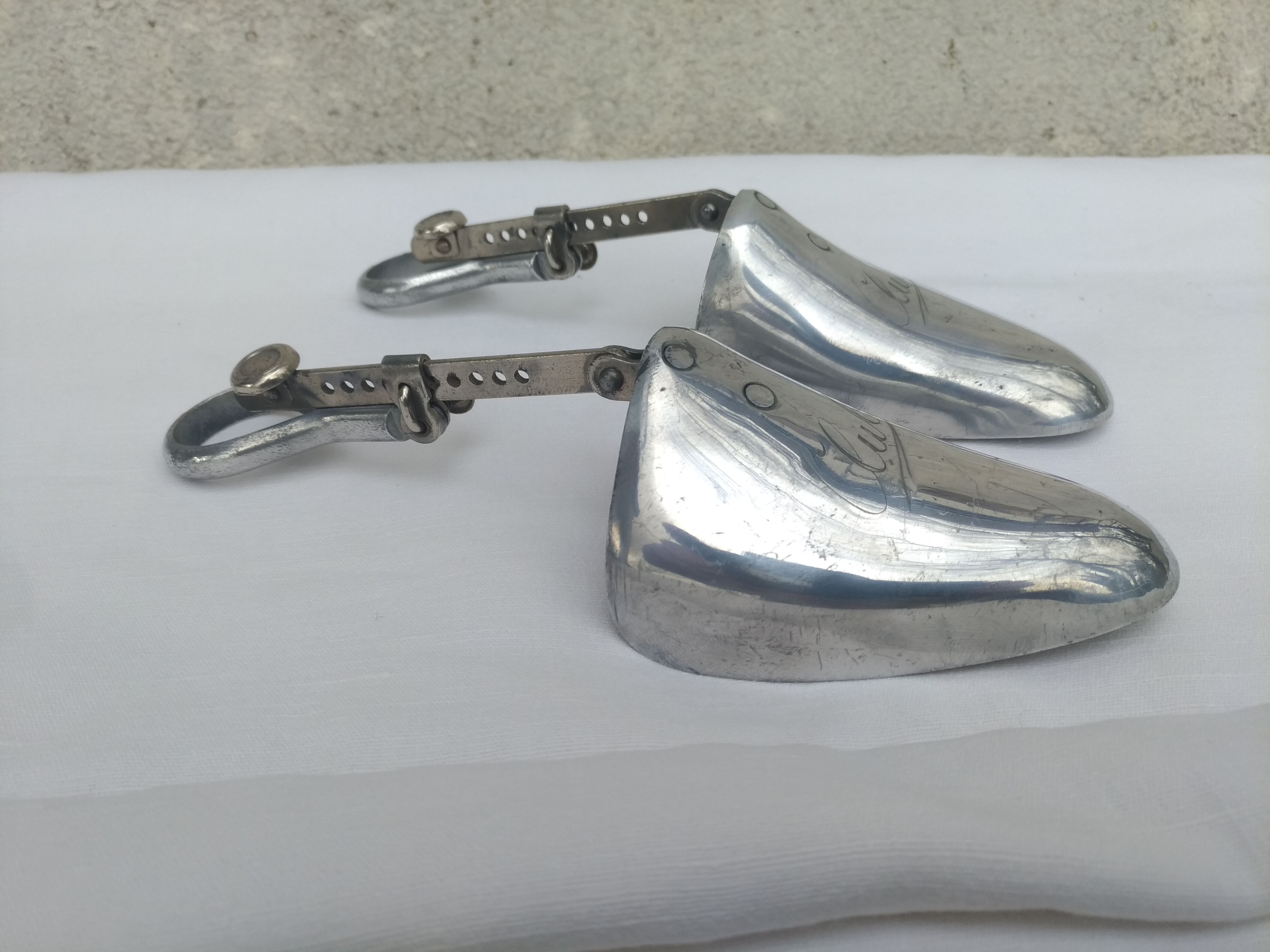 Added to reglable shoes