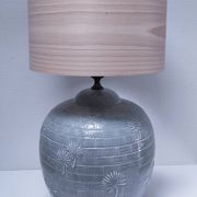 ceramic lamp in the shape of an XL pot, palm leaf decor, 80s