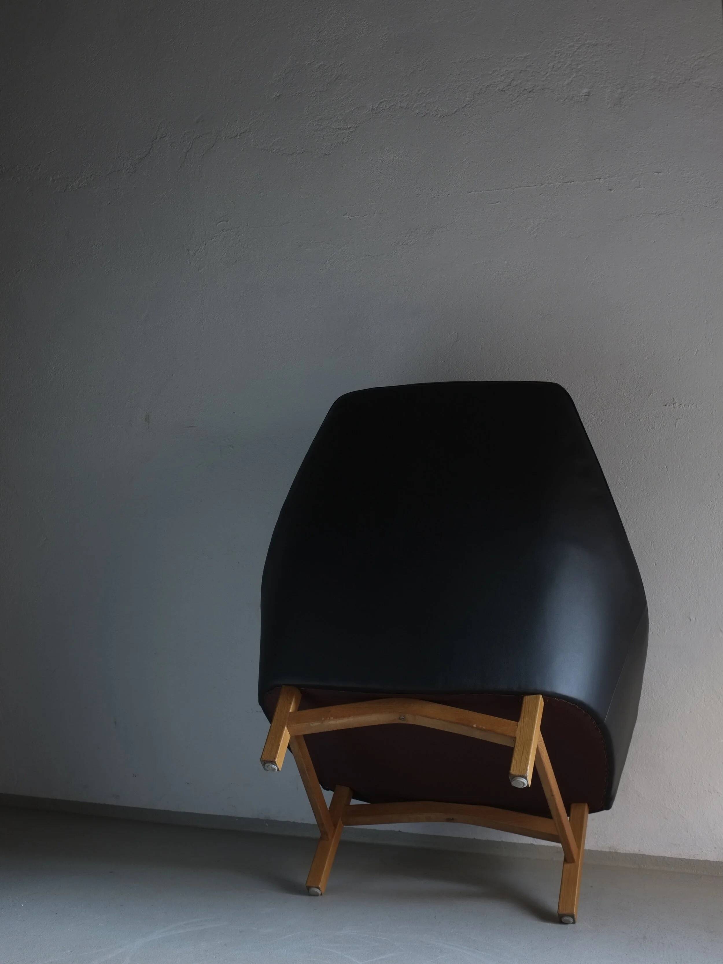 IB Kofod-Larsen leather oak easy chair | OPE Sweden | 1960s