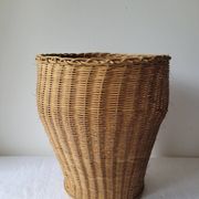 Corbeille à papiers en osier