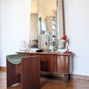 Coiffeuse vintage années 70 avec miroir triptyque & banc assorti